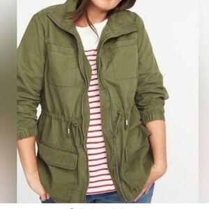 Women’s OLD NAVY Cinched waist Size M Military green utility trail Jacket Coat